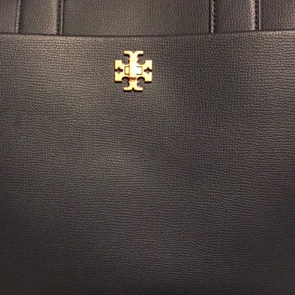 Brand new with tag Navy Tory Burch Kira large tote - Picture 8 of 8
